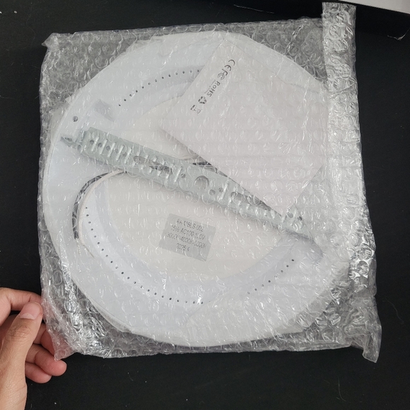 Youtob LED Ceiling Light - Picture 2 of 4